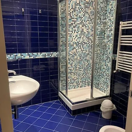Apartment In Centro Storico Vicino La Stazione Termini Rom